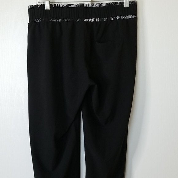 Fabletics jogger pants - Picture 5 of 9